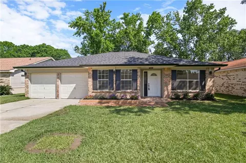 1417 Admiral Nelson Dr, Slidell, LA 70461