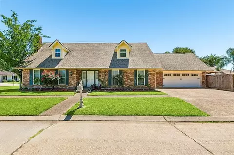 1400 Butternut Ave, Metairie, LA 70001