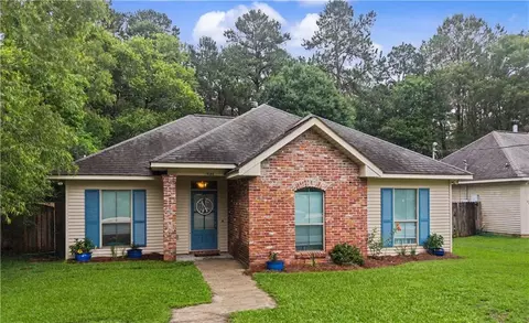 70360 Menuet Rd, Mandeville, LA 70471