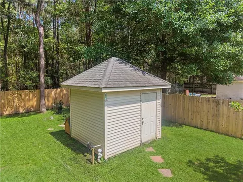 Exterior - 70360 Menuet Rd, Mandeville, LA 70471 photo 4 of 5