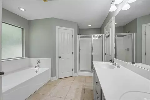Bath - 70360 Menuet Rd, Mandeville, LA 70471 photo 1 of 2