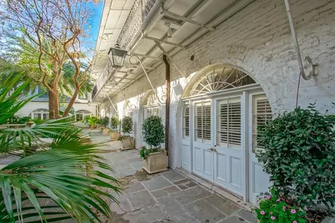 716 Governor Nicholls St #G, New Orleans, LA 70116