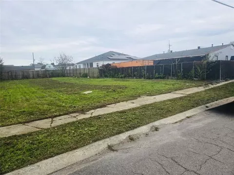5919 Music St, New Orleans, LA 70122