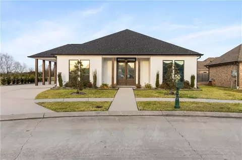 120 Monarch Cv, Luling, LA 70070