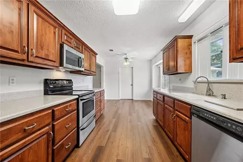 Kitchen - 417 Pine Forest Dr, Slidell, LA 70458 photo 2 of 2