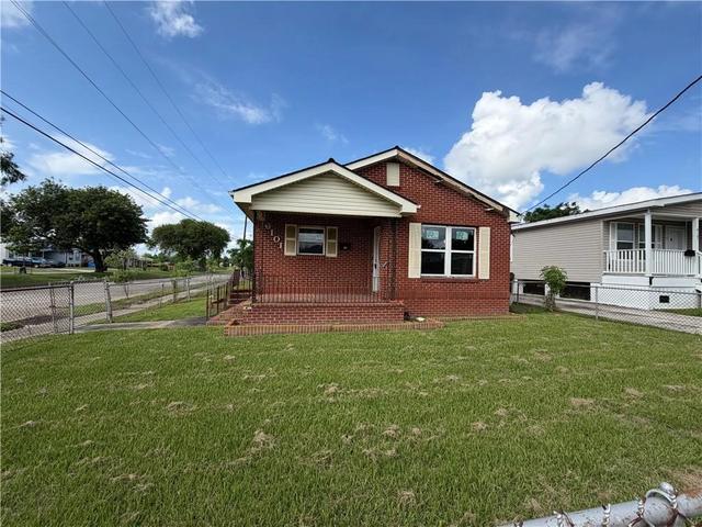 6101 N Johnson St, New Orleans, LA 70117