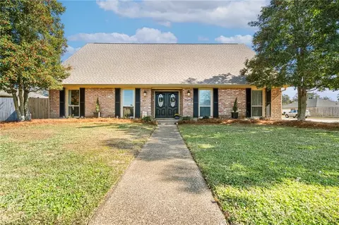14 Platt St, Kenner, LA 70065