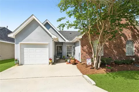 221 Libra Ave #B, Mandeville, LA 70471