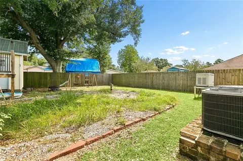 Exterior - 716 Luling Ave, Luling, LA 70070 photo 6 of 6
