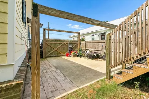 Exterior - 716 Luling Ave, Luling, LA 70070 photo 3 of 6