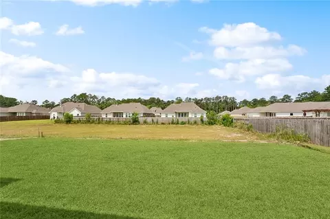 Exterior - 72669 Robindale Dr, Covington, LA 70435 photo 4 of 4