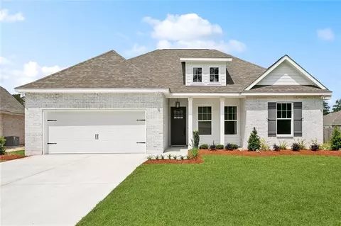 72669 Robindale Dr, Covington, LA 70435