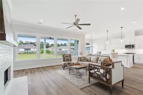Living - 72669 Robindale Dr, Covington, LA 70435 photo 1 of 2