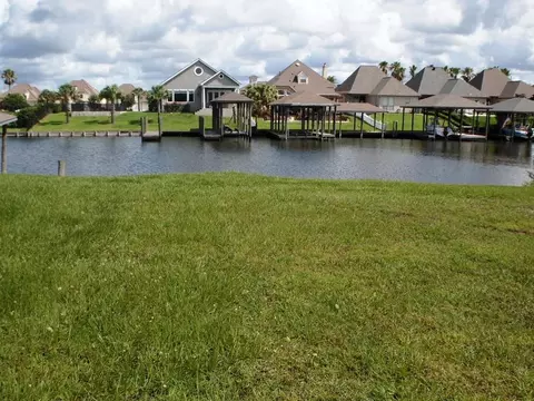 1536 Regatta Cv, Slidell, LA 70458