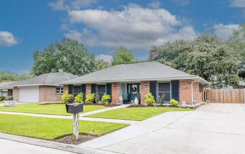 1208 Patriot Dr, Slidell, LA 70458