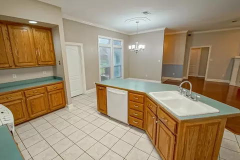 Kitchen - 125 Cottage Dr, Luling, LA 70070 photo 2 of 2