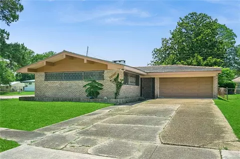 3435 Lancaster St, New Orleans, LA 70131