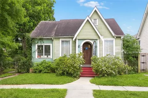 824 Pontalba St, New Orleans, LA 70124