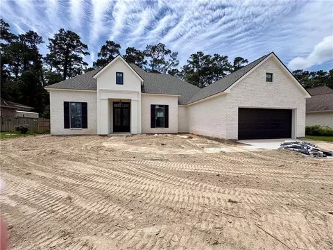 1541 Rue De Fontaine, Covington, LA 70433