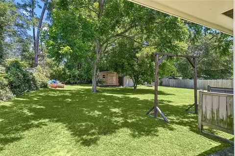 Exterior - 220 E 8th Ave, Covington, LA 70433 photo 6 of 6