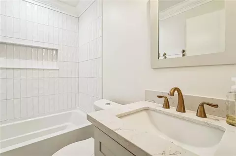 Bath - 220 E 8th Ave, Covington, LA 70433 photo 2 of 2