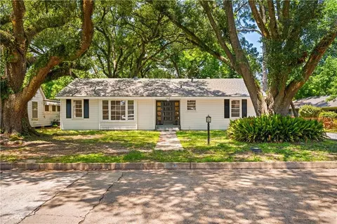 3318 Halsey St, Alexandria, LA 71301