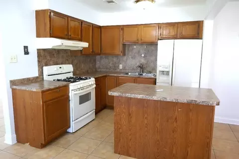 Kitchen - 153 Clemson Dr, Kenner, LA 70065 photo 1 of 2