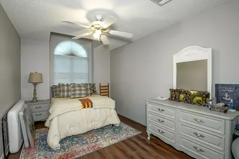 Bedroom - 121 Saint John St, Luling, LA 70070 photo 5 of 5