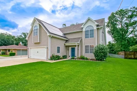 Exterior - 121 Saint John St, Luling, LA 70070 photo 2 of 5