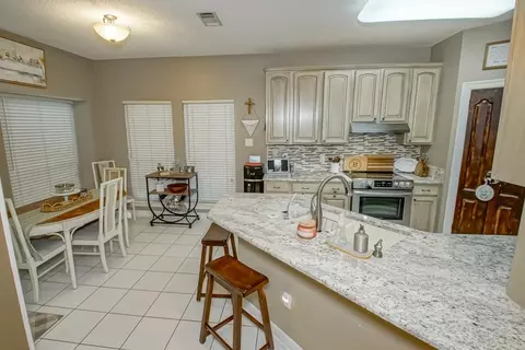 Kitchen - 121 Saint John St, Luling, LA 70070 photo 1 of 3