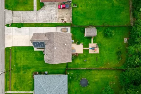 View/Area - 121 Saint John St, Luling, LA 70070 photo 2 of 4