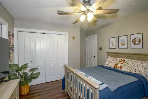 Bedroom - 121 Saint John St, Luling, LA 70070 photo 4 of 5