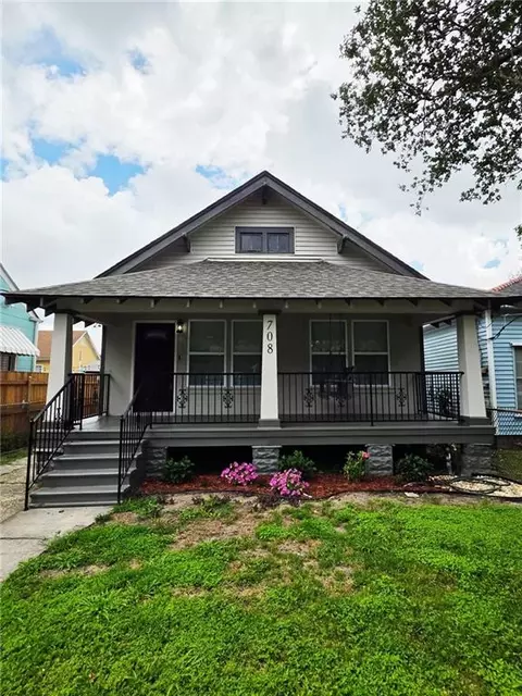 708 Sumner St, New Orleans, LA 70114