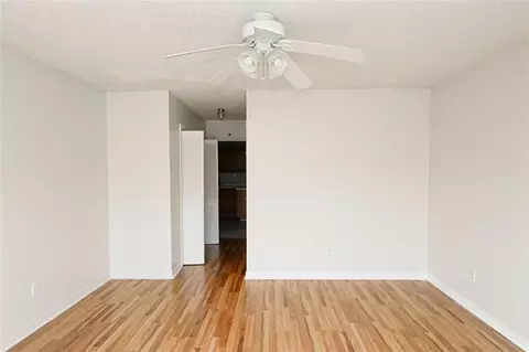 Living - 304 Coronado Dr, Luling, LA 70070 photo 5 of 5