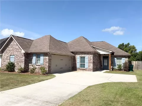 31357 Sweetwater Ridge Dr, Walker, LA 70785