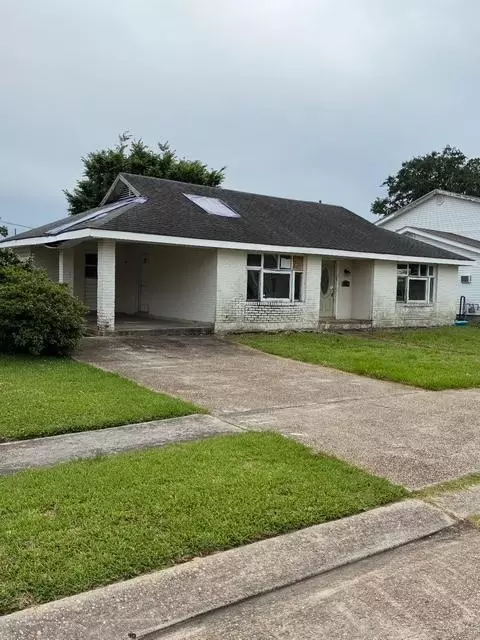 6400 Rosalie Ct, Metairie, LA 70003