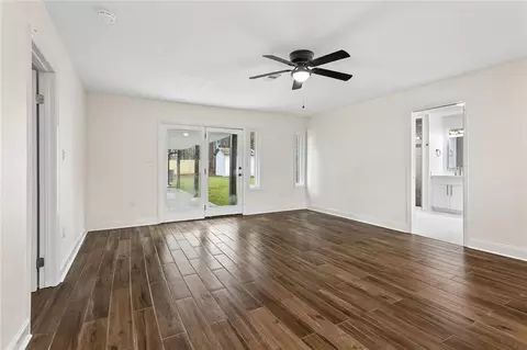 Living - 70 Hyacinth Dr, Covington, LA 70433 photo 3 of 3