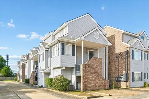 4445 Perkins St #306, Metairie, LA 70001