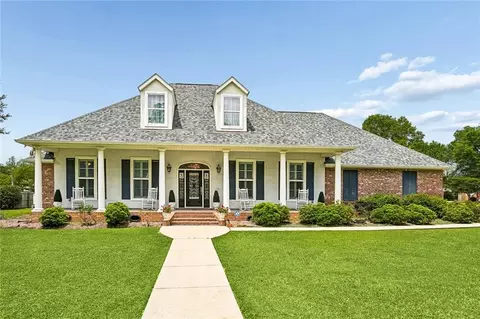 47155 Oak Creek Trce, Hammond, LA 70401