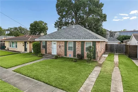 11 Tribune St, Metairie, LA 70001