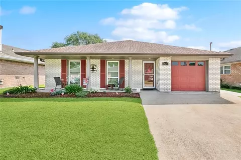 1525 Hackberry Ave, Metairie, LA 70001