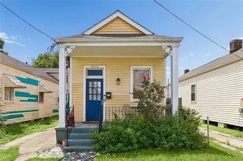 1615 Hollygrove St, New Orleans, LA 70118