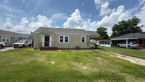 480 Maple Loop St, Laplace, LA 70068