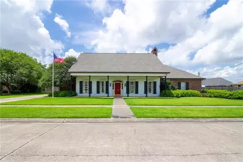 1869 Second St, Lutcher, LA 70071