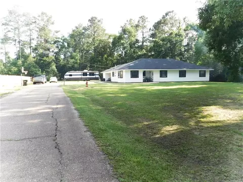 29000 Craig Dr, Albany, LA 70711