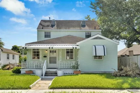 100 Hathaway Pl, New Orleans, LA 70119
