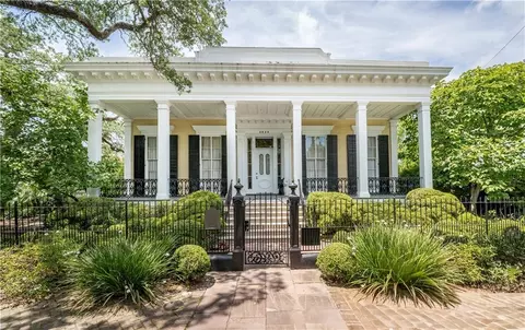 2423 Prytania St, New Orleans, LA 70130