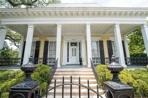 2423 Prytania St, New Orleans, LA 70130