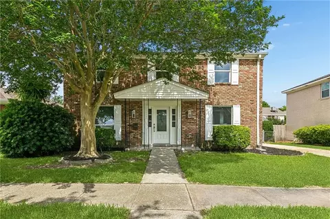 33 Antigua Dr, Kenner, LA 70065