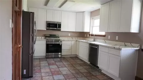 Kitchen - 23 Platt St, Kenner, LA 70065 photo 1 of 1